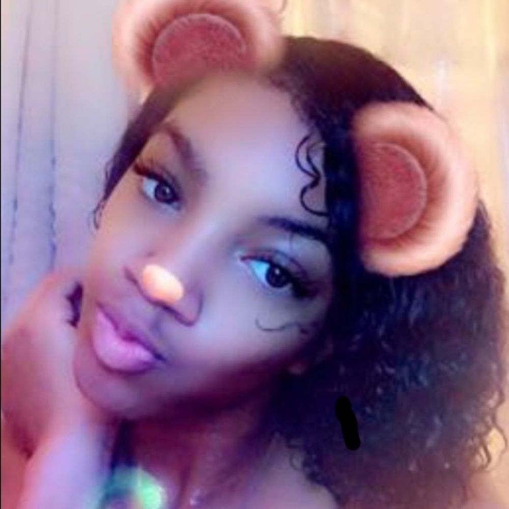 Meet your Posher, Destiny